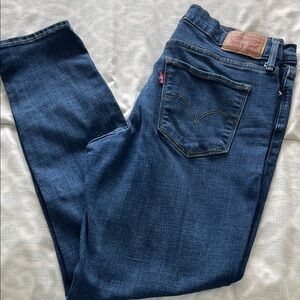 Levi's Womens shaping Skinny Jeans in Dark Blue Denim